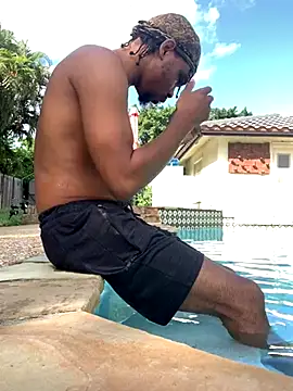 Snapshot of anthonyroth chatting on October 27, 7:29 pm anthonyroth online show from October 27, 7:29 pm