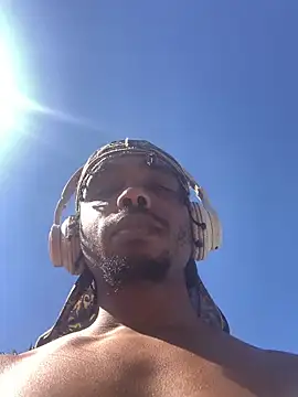 Snapshot of anthonyroth chatting on November 3, 5:36 pm anthonyroth online show from November 3, 5:36 pm