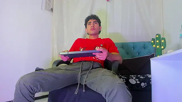 LucasCarterr  online show from March 11, 3:37 am