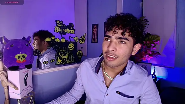 LucasCarterr  online show from October 3, 3:58 am