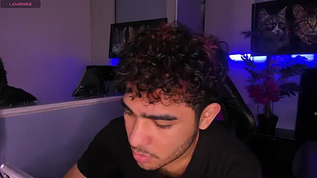 LucasCarterr  online show from December 2, 4:29 am