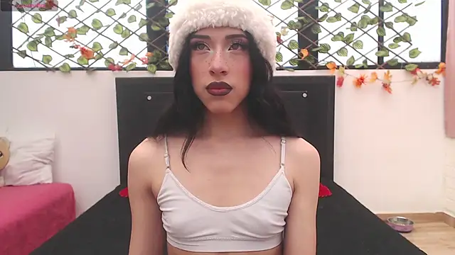 madison  rey online show from March 13, 2:01 pm