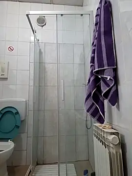 Snapshot of svenpfeifer chatting on March 21, 8:29 pm svenpfeifer online show from March 21, 8:29 pm