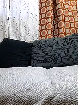 Snapshot of svenpfeifer chatting on September 19, 12:50 pm svenpfeifer online show from September 19, 12:50 pm