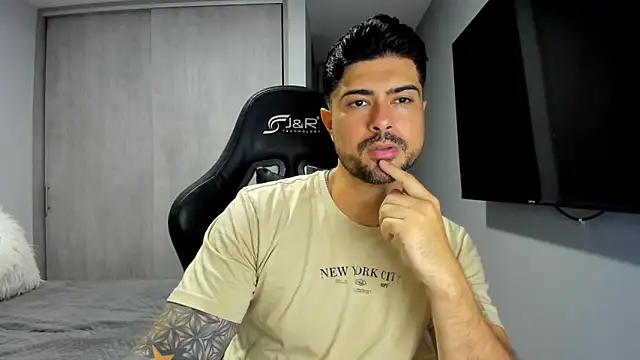 Dante Storm online show from November 19, 4:40 pm