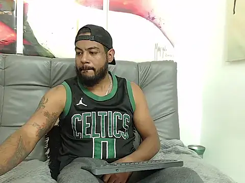 BladeFoxxx1 online show from November 3, 5:25 pm