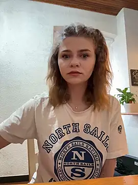 HaleyReedme online show from March 17, 7:13 am