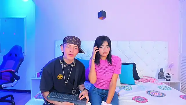 Snapshot of Zaira_Angel chatting on November 21, 3:49 am Zaira Angel online show from November 21, 3:49 am