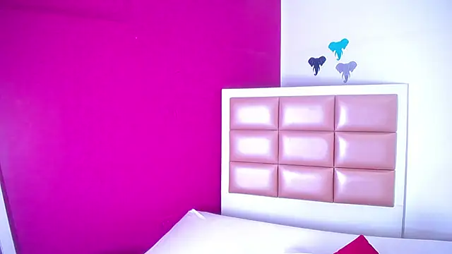 Snapshot of goldenn_ass1 chatting on October 24, 11:34 pm goldenn ass1 online show from October 24, 11:34 pm