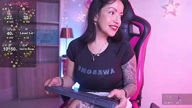 Madison Mayer online show from October 6, 12:46 pm