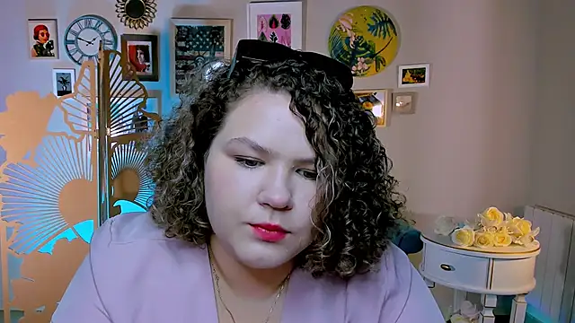 FlorenceAnderson online show from September 30, 9:25 am