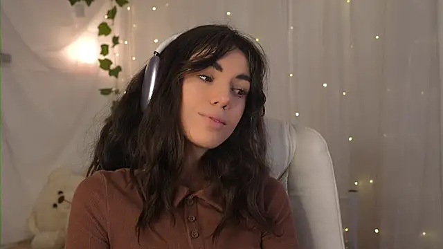 mystica  online show from October 28, 10:08 am