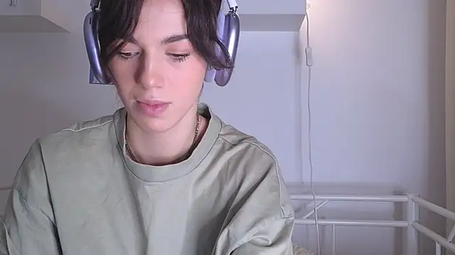 mystica  online show from November 21, 9:08 am