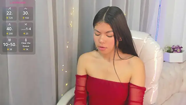 Pretty Johnson  online show from October 10, 10:03 am