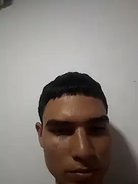 Snapshot of Saul_yei chatting on March 13, 10:32 pm Saul yei online show from March 13, 10:32 pm