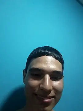 Snapshot of Saul_yei chatting on March 15, 6:25 am Saul yei online show from March 15, 6:25 am