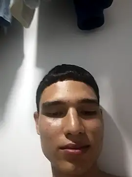 Snapshot of Saul_yei chatting on March 16, 4:41 am Saul yei online show from March 16, 4:41 am