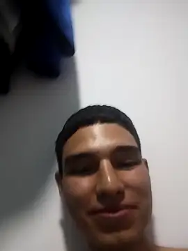 Snapshot of Saul_yei chatting on March 17, 3:47 am Saul yei online show from March 17, 3:47 am