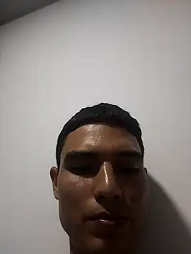 Snapshot of Saul_yei chatting on March 18, 5:52 am Saul yei online show from March 18, 5:52 am