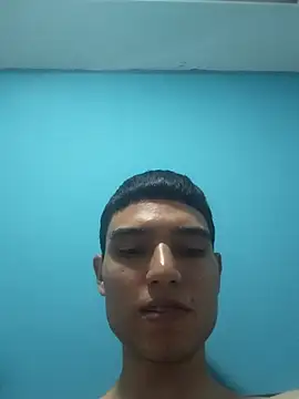 Snapshot of Saul_yei chatting on March 19, 8:22 pm Saul yei online show from March 19, 8:22 pm