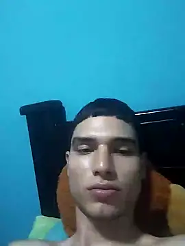 Snapshot of Saul_yei chatting on March 21, 9:34 am Saul yei online show from March 21, 9:34 am