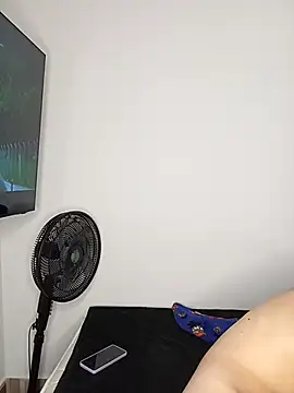 Snapshot of Saul_yei chatting on October 14, 5:52 am Saul yei online show from October 14, 5:52 am