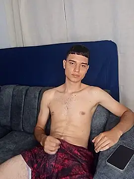 Snapshot of Saul_yei chatting on November 16, 5:46 am Saul yei online show from November 16, 5:46 am