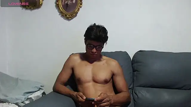 Christian Musclet4 online show from November 11, 11:43 am