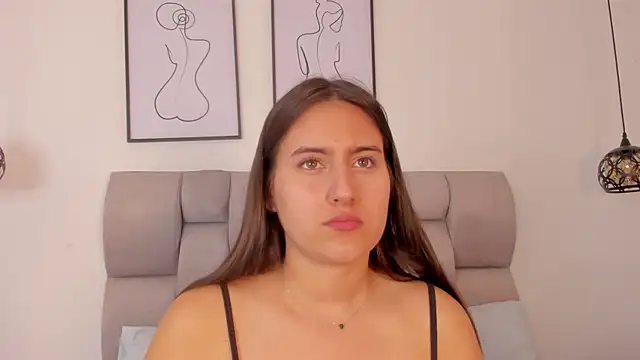 Hanna Evans   online show from October 3, 1:08 pm