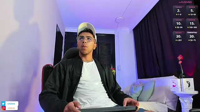 Colstorw  online show from September 18, 10:39 am