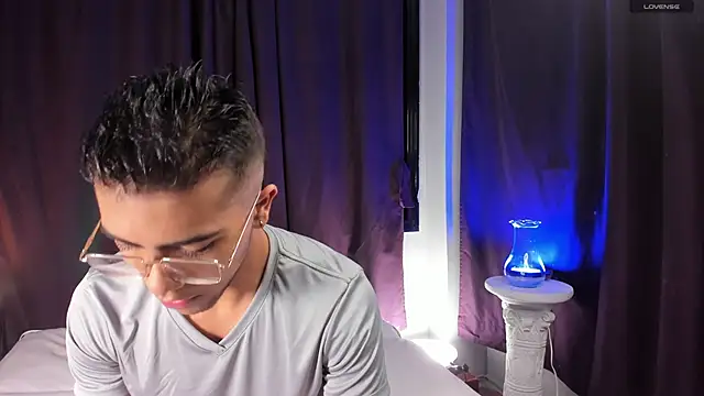 Colstorw  online show from November 27, 10:17 am