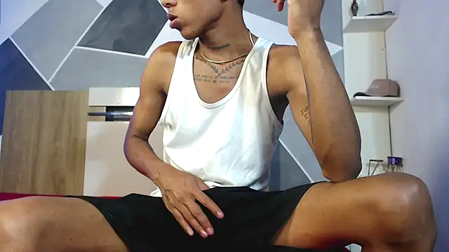 Snapshot of DavidLondo chatting on September 23, 4:15 am DavidLondo online show from September 23, 4:15 am