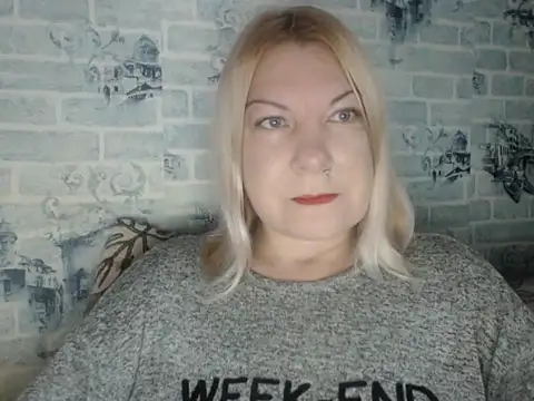 Lillia Ray online show from November 15, 8:44 am