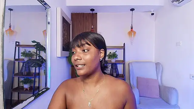 Coral Lise online show from October 5, 1:20 pm