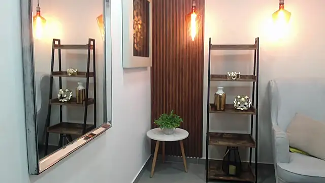 Coral Lise online show from November 28, 11:13 am