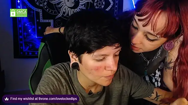 lovelockedlips online show from September 14, 4:33 am