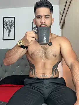 Maximiliano ford online show from November 8, 10:37 am