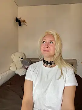 Nikusia online show from October 5, 7:50 am