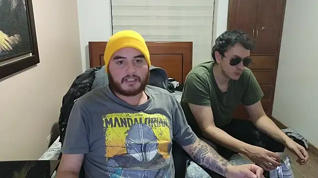 Snapshot of hardaftercum chatting on March 16, 2:21 am hardaftercum online show from March 16, 2:21 am