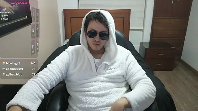 Snapshot of hardaftercum chatting on March 23, 8:48 am hardaftercum online show from March 23, 8:48 am