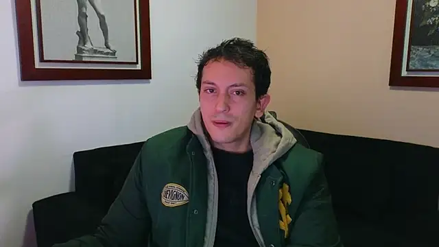 Snapshot of hardaftercum chatting on September 12, 12:33 am hardaftercum online show from September 12, 12:33 am