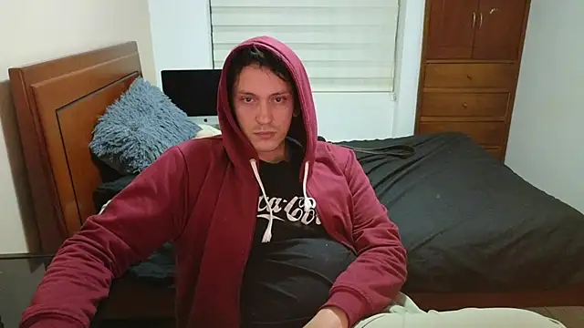 Snapshot of hardaftercum chatting on November 7, 2:44 am hardaftercum online show from November 7, 2:44 am