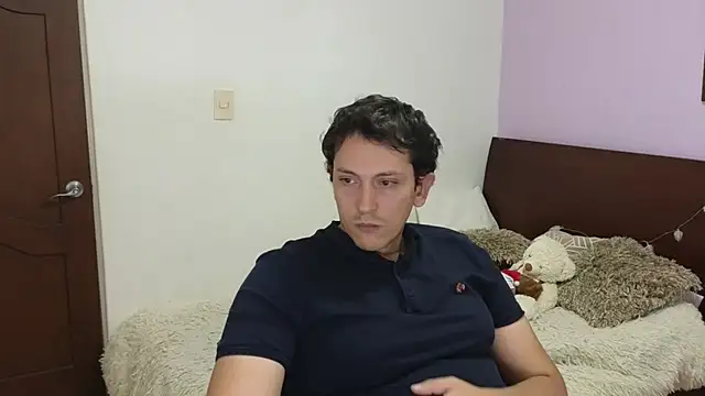 Snapshot of hardaftercum chatting on November 11, 6:46 am hardaftercum online show from November 11, 6:46 am