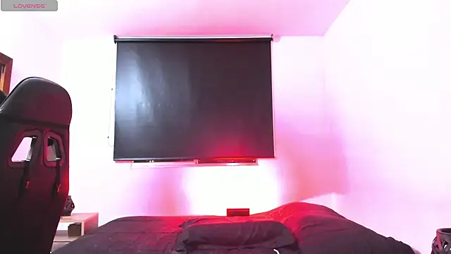 hannarusso online show from March 16, 7:48 am