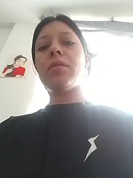 Snapshot of Emilybutterfly1 chatting on October 22, 5:56 pm Emilybutterfly1 online show from October 22, 5:56 pm