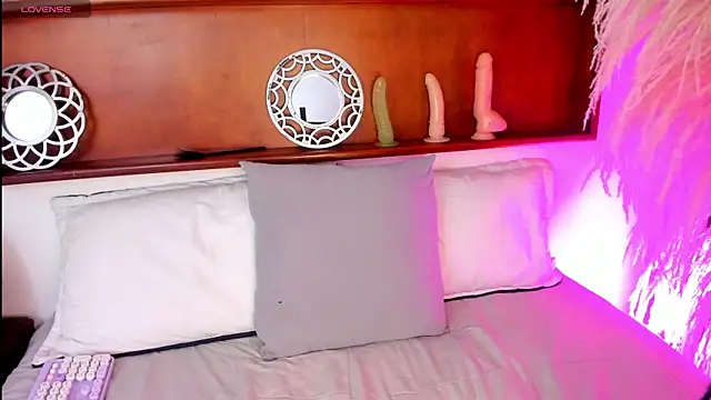 Eimmy bm online show from March 21, 9:23 pm