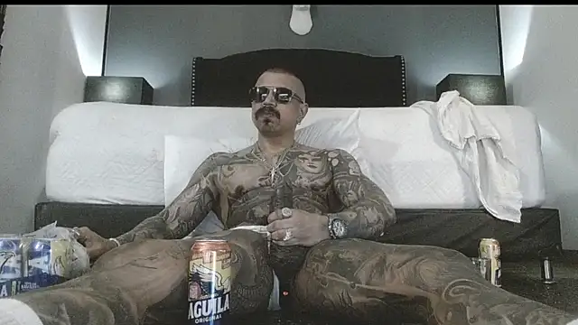 danilog515 online show from October 2, 5:58 am