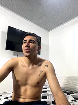 Snapshot of pareja_curiosa19 chatting on October 29, 2:14 am pareja curiosa19 online show from October 29, 2:14 am