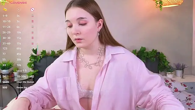 ConstanceHelms online show from November 6, 6:14 am