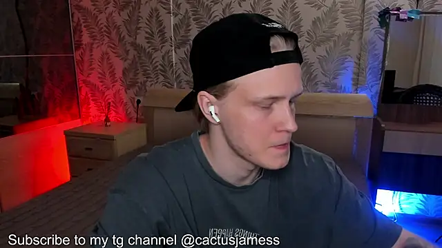 Snapshot of Cactus__James chatting on October 21, 5:13 pm Cactus James online show from October 21, 5:13 pm